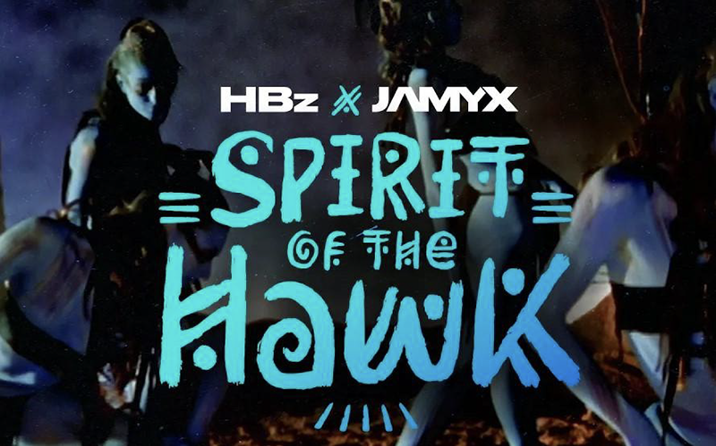 Plakat für den Remix 'Spirit of the Hawk' von HBZ und Jamyx, mit lebendiger Kunst, die die energische und lebendige Natur des Songs symbolisiert.